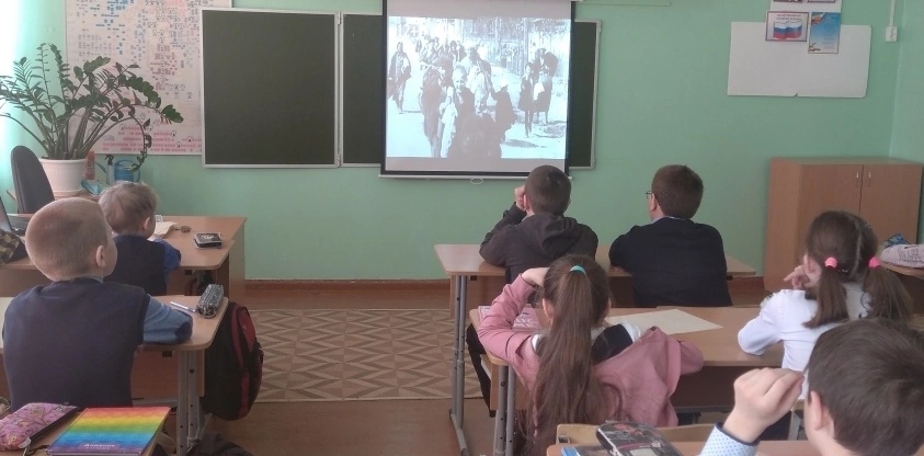 День памяти о геноциде советского народа нацистами и их пособниками в годы ВОВ.