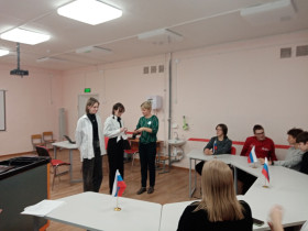 Вступление в число юных педагогов.